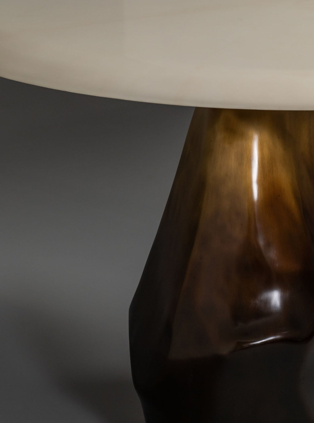 Manhattan Center Table – Gallery Elise